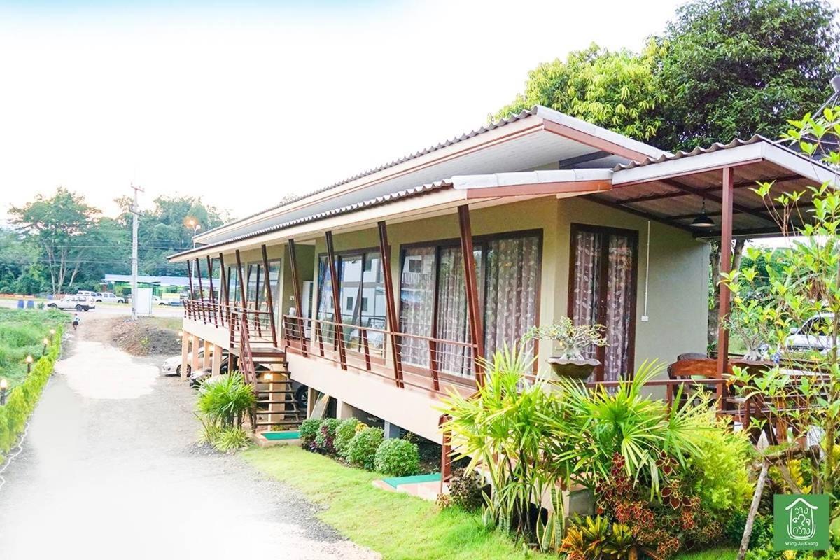 Wang Jai Kwang Space Inn Chongsadao Exterior photo