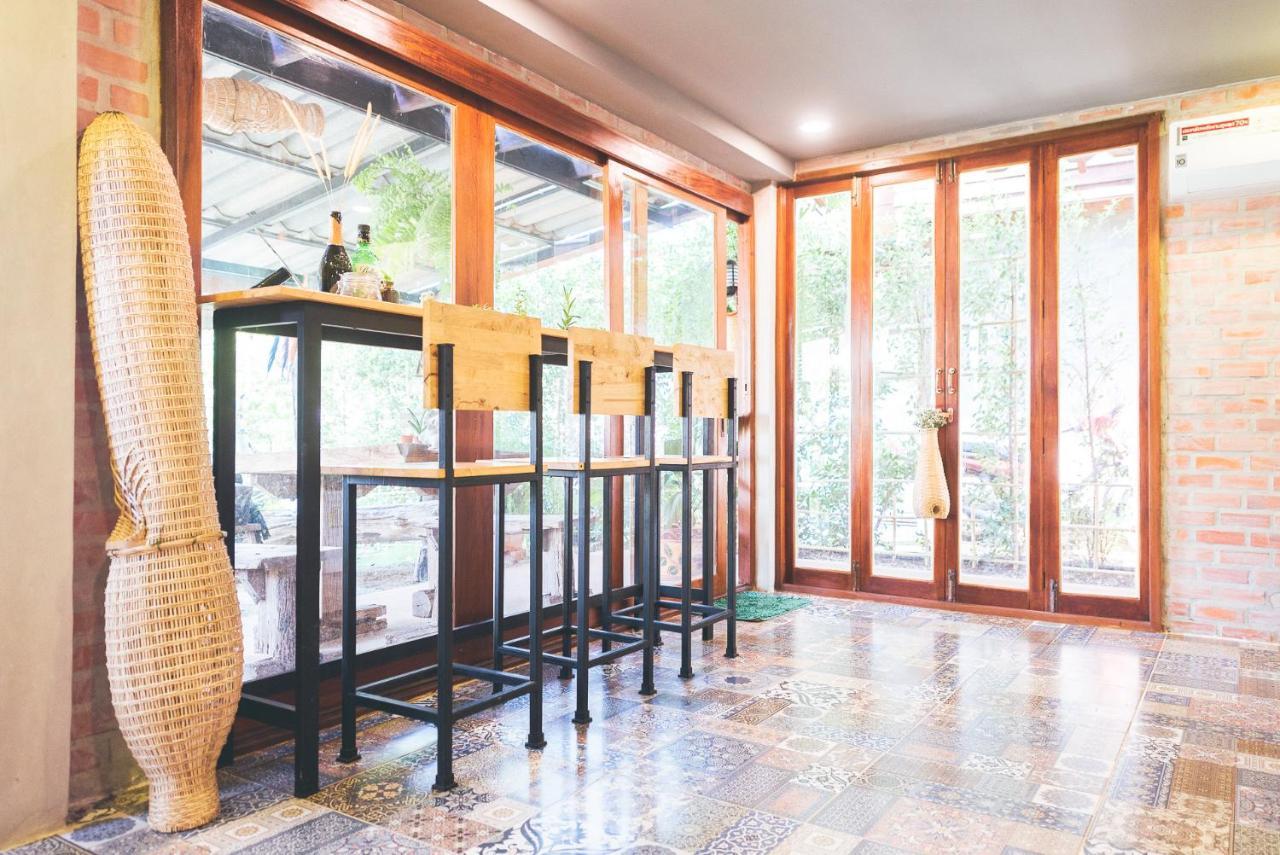 Wang Jai Kwang Space Inn Chongsadao Exterior photo