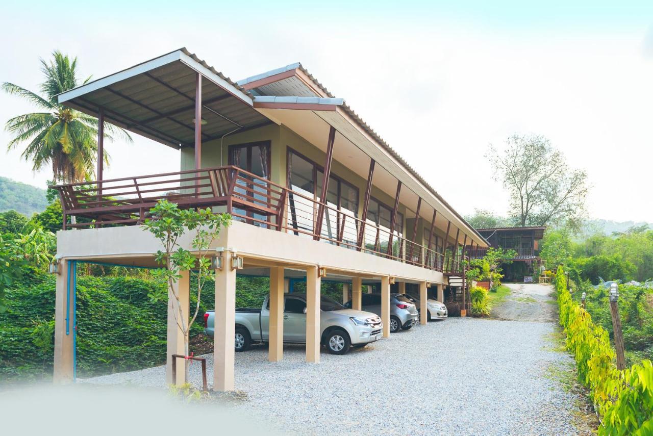Wang Jai Kwang Space Inn Chongsadao Exterior photo