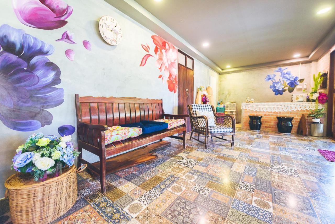 Wang Jai Kwang Space Inn Chongsadao Exterior photo