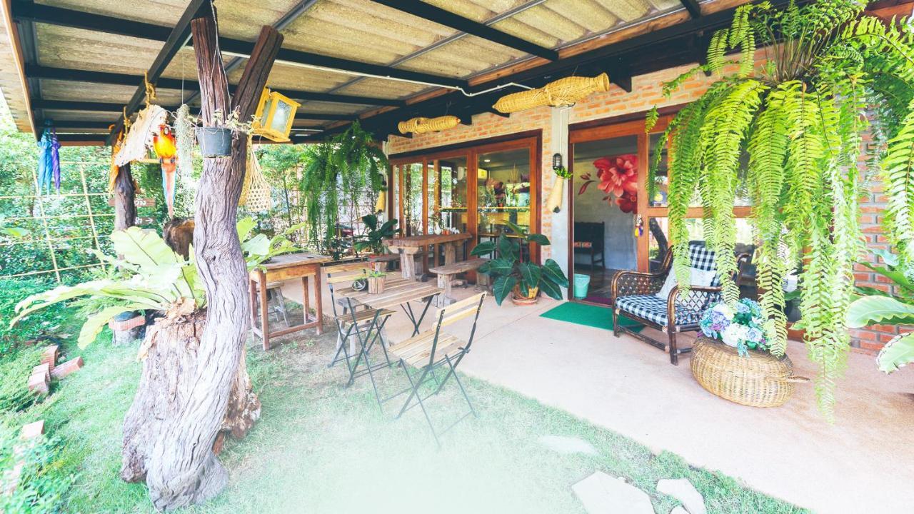 Wang Jai Kwang Space Inn Chongsadao Exterior photo